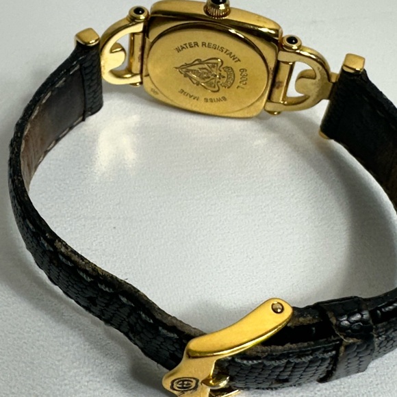 Gucci Watch - Picture 3 of 8